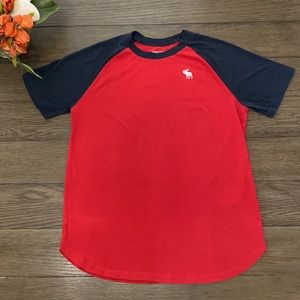 Abercrombie kids boys t-shirt size 15/16
